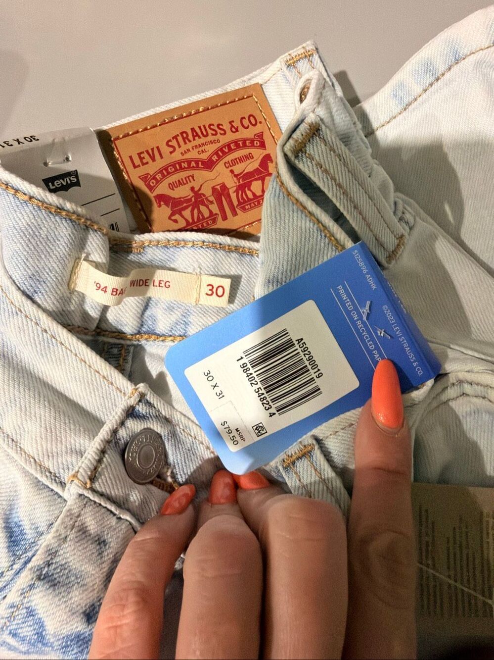Levi's Performance Mid Rise Cotton 94 Baggy Jeans Cool Office Light Wash 30x31 - Picture 6 of 6